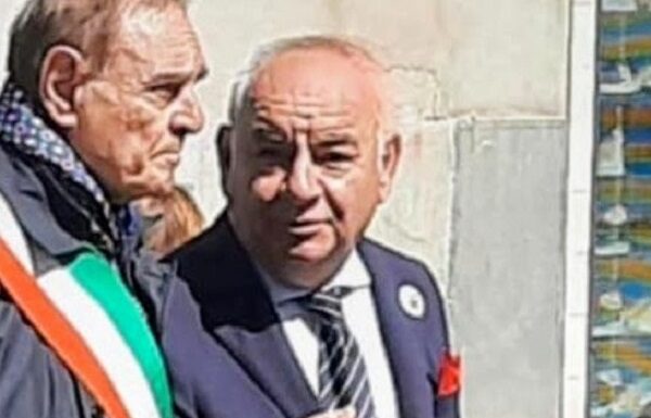 L’omaggio delle Acli di Benevento a Clemente Mastella per i cinquant’anni di attività istituzionale